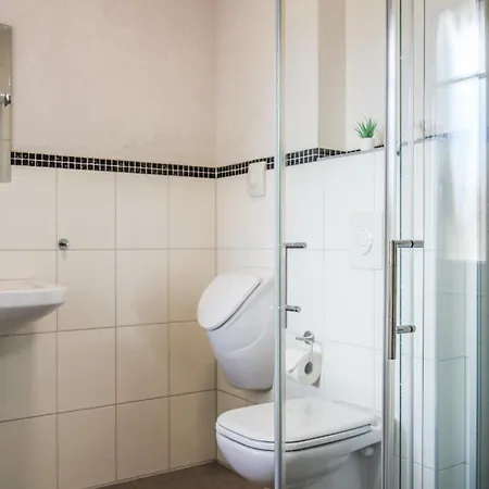 In With Wifi Nyaraló